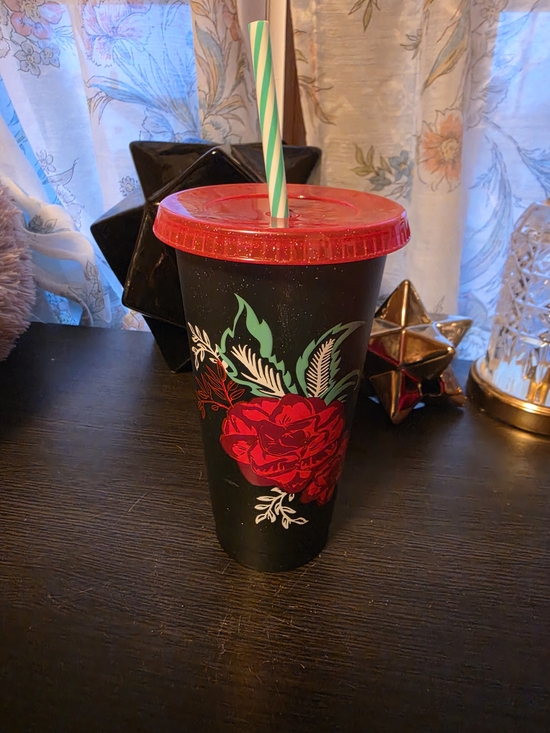 Starbucks Other - 2022 Starbucks Holiday Collection